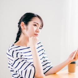 悩み込み 女性吹き出し用